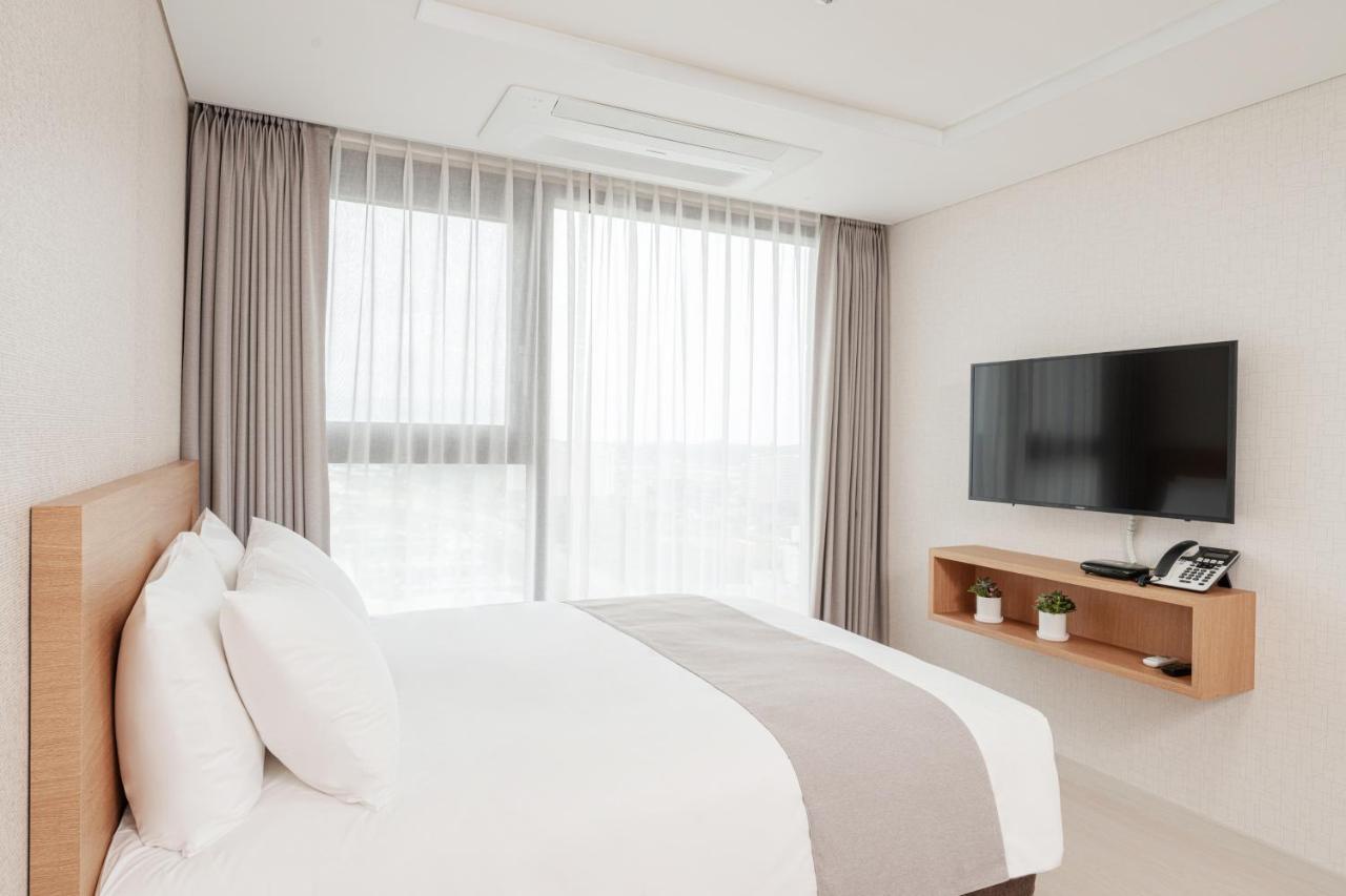 Centummark Hotel Янъян Экстерьер фото
