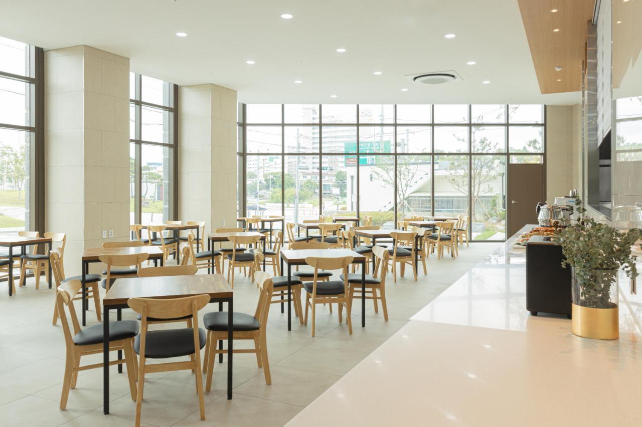 Centummark Hotel Янъян Экстерьер фото